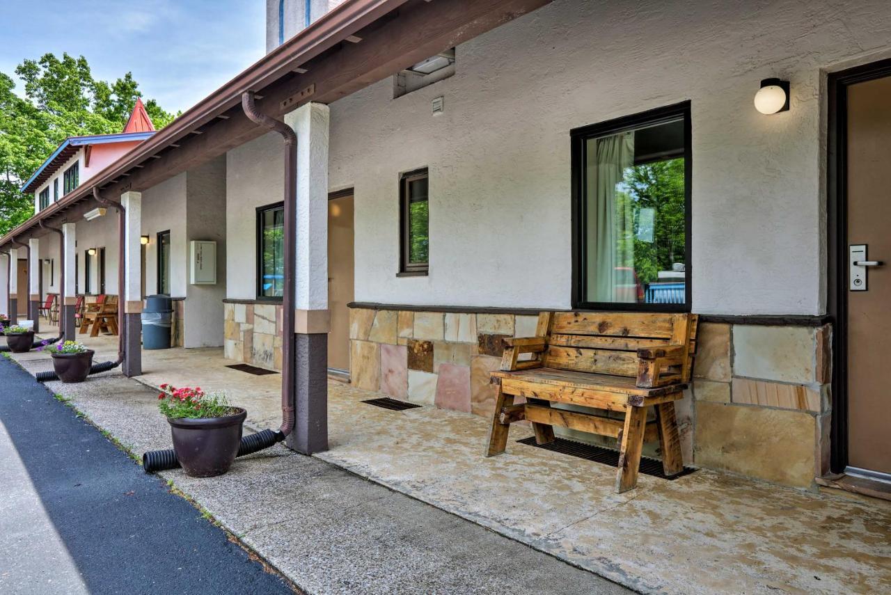 Burkesville Apt With Deck, Views And Pool Access! Dış mekan fotoğraf