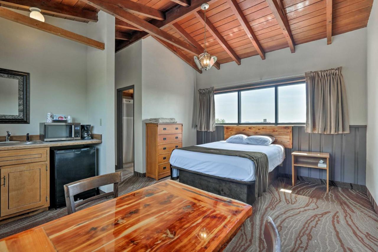 Burkesville Apt With Deck, Views And Pool Access! Dış mekan fotoğraf